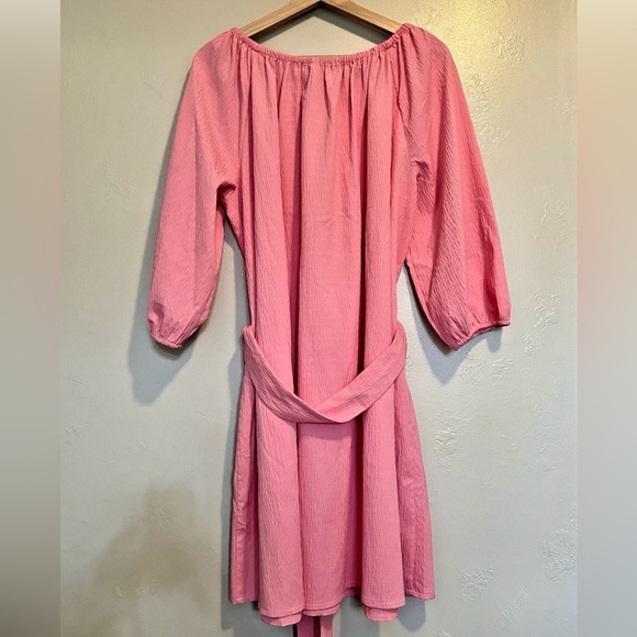 ELIZABETH AND JAMES Casual Pink
Light-Weight Quarter Sleeve Belted Shift Dress - Picture 10 of 13